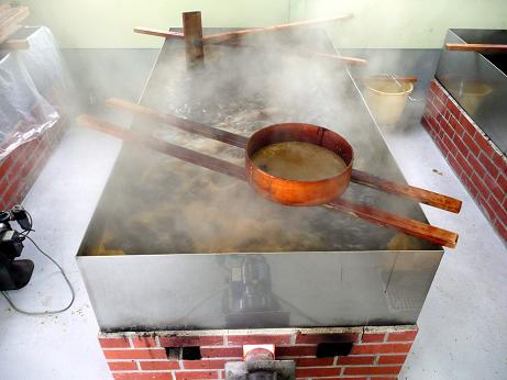 龍神梅肉エキス製造過程